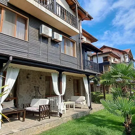 Вилла Sani Village