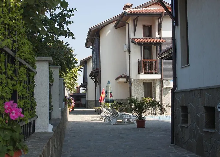 Villa Sani Village *