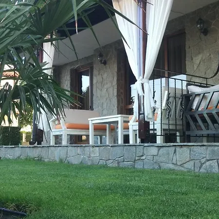 Sani Holiday Village فيلة سوزوبول